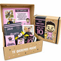 Pack de regalo en caja de cartón con tazas, dulces, portaretratos, blocks y chocolates. Regalo personalizado de temática Messi