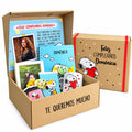 Pack de regalo en caja de cartón con tazas, dulces, portaretratos, blocks y chocolates. Regalo personalizado de temática Snoopy